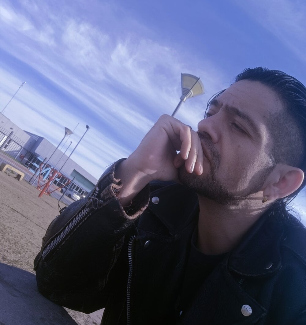 sebasleches Chatroom