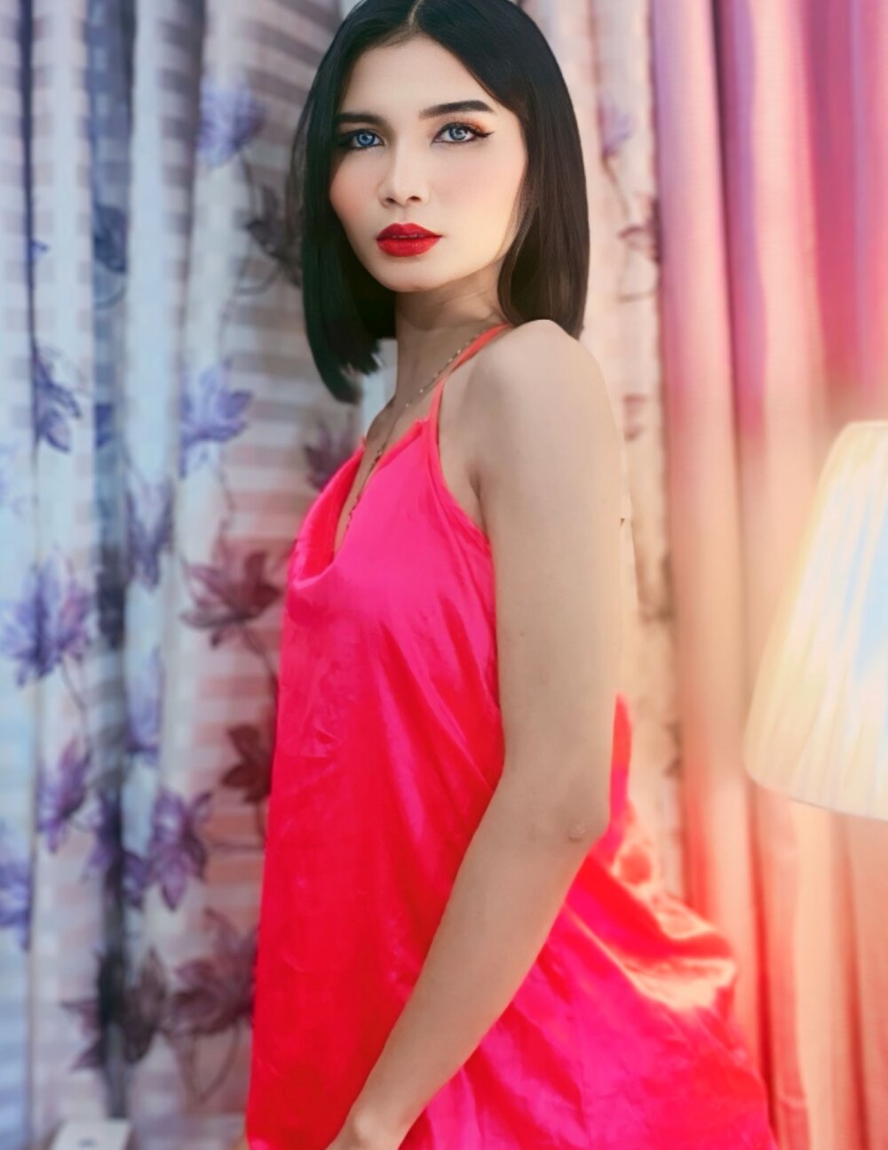 seductivehugecumontopx Chatroom