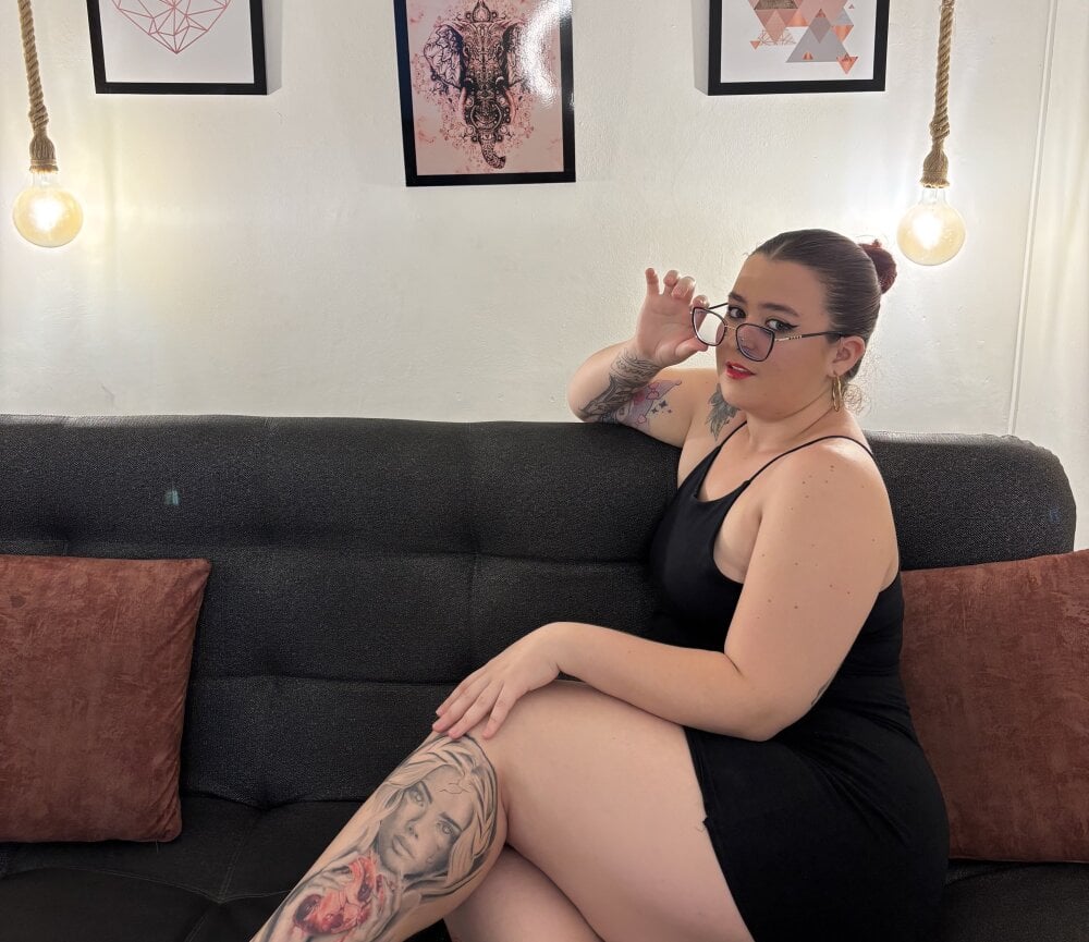 selene_rouse_ Chatroom