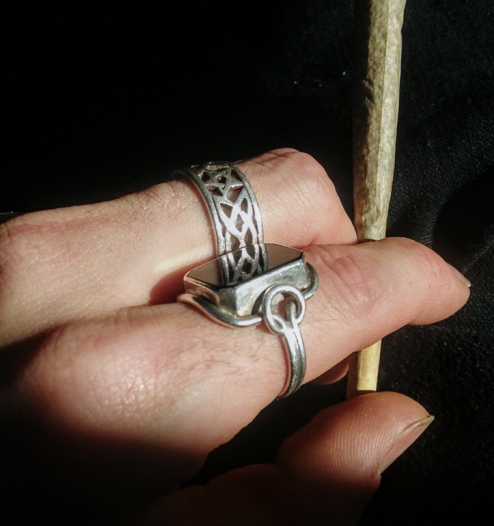 sensi-switch Chatroom