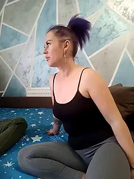 sexmilf32 Chatroom