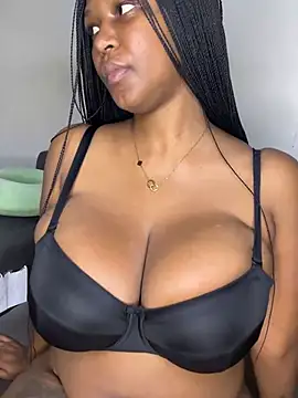 sexyBoobies98 Chatroom