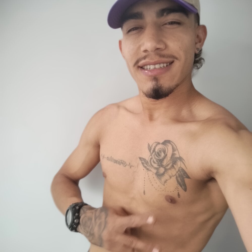 sexy_777_hot Chatroom