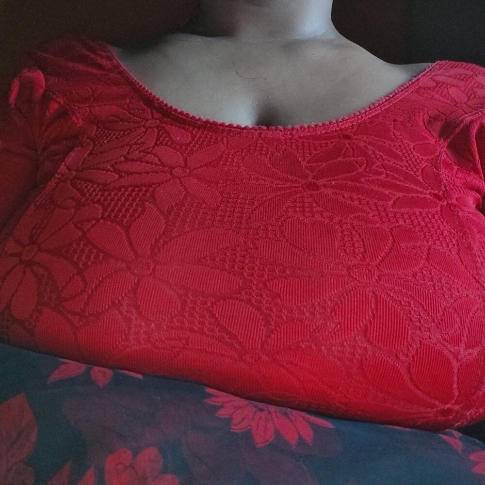 sexy_aaru Chatroom