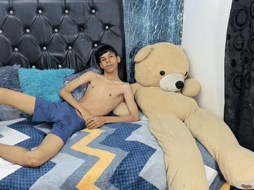 sexyboys-cutex18