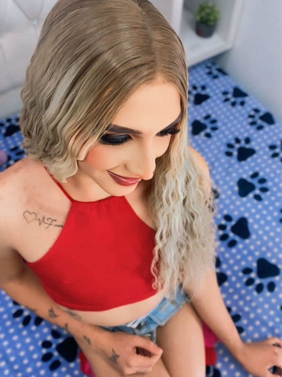 shantal_gil Chatroom