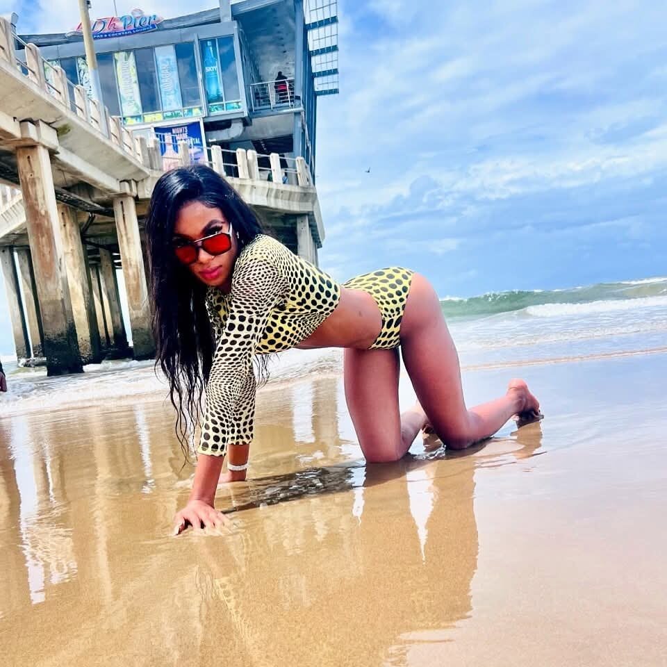 shemale_fantasyXX Chatroom