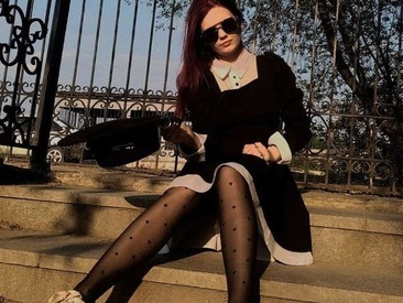 shy-elina01