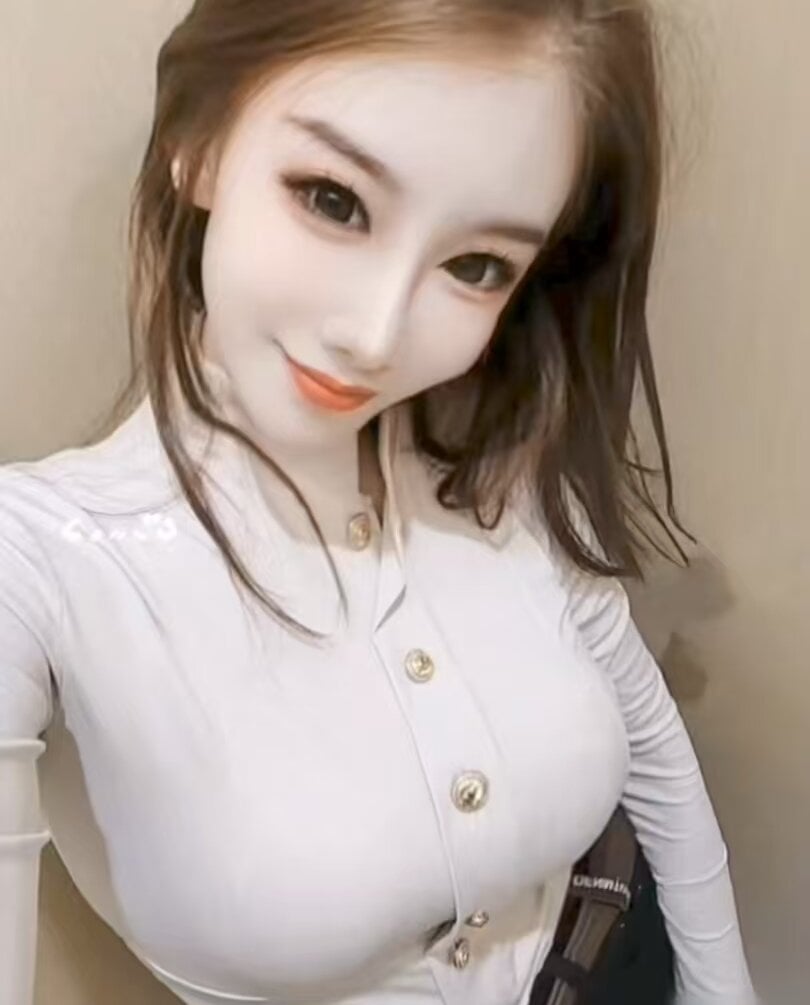 sihe88888 Webcam Profile Picture sihe88888 Chatroom