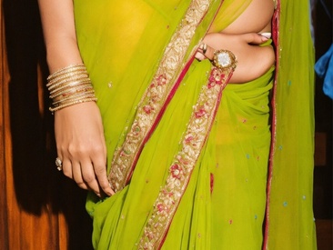 simran-hotmom