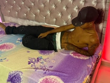 skinny-tatto01's Live Webcam skinny-tatto01