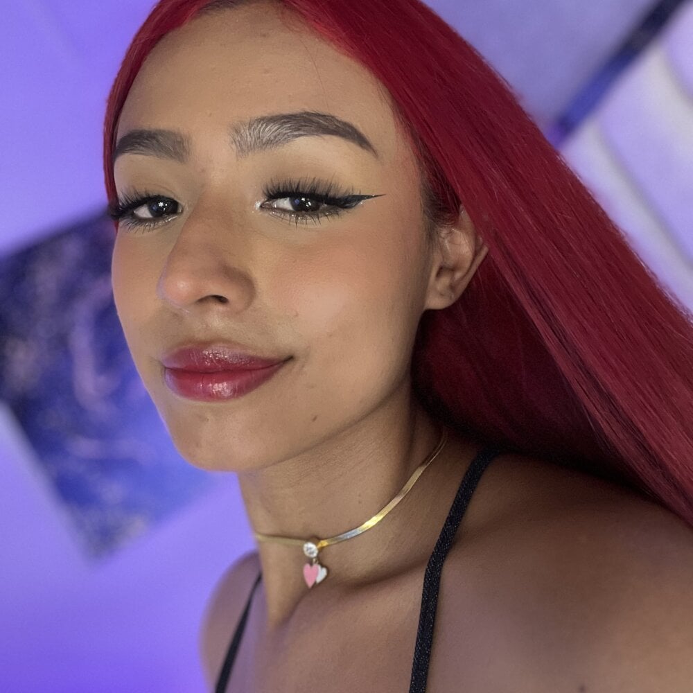 sofialittle_ Chatroom