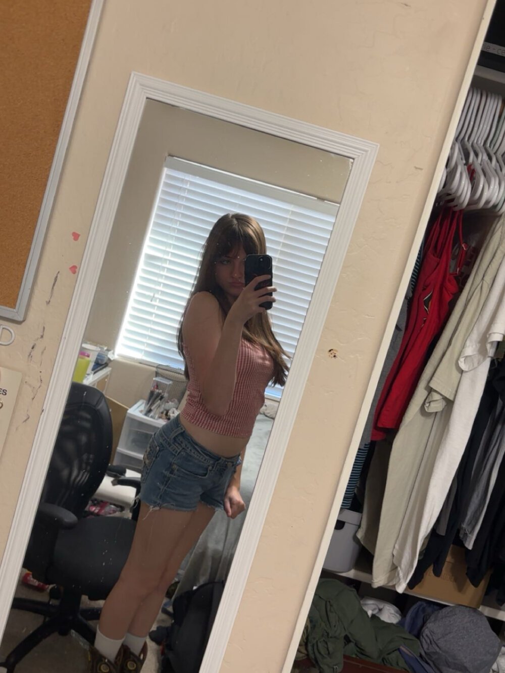 softlykissed Chatroom