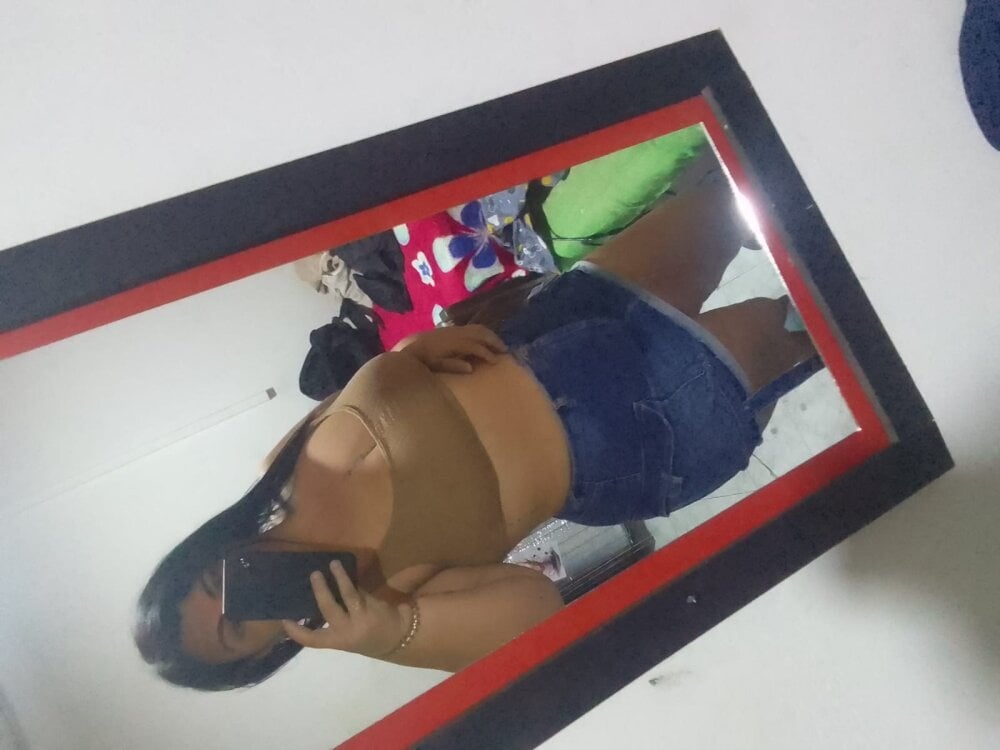 sophie-honey Chatroom