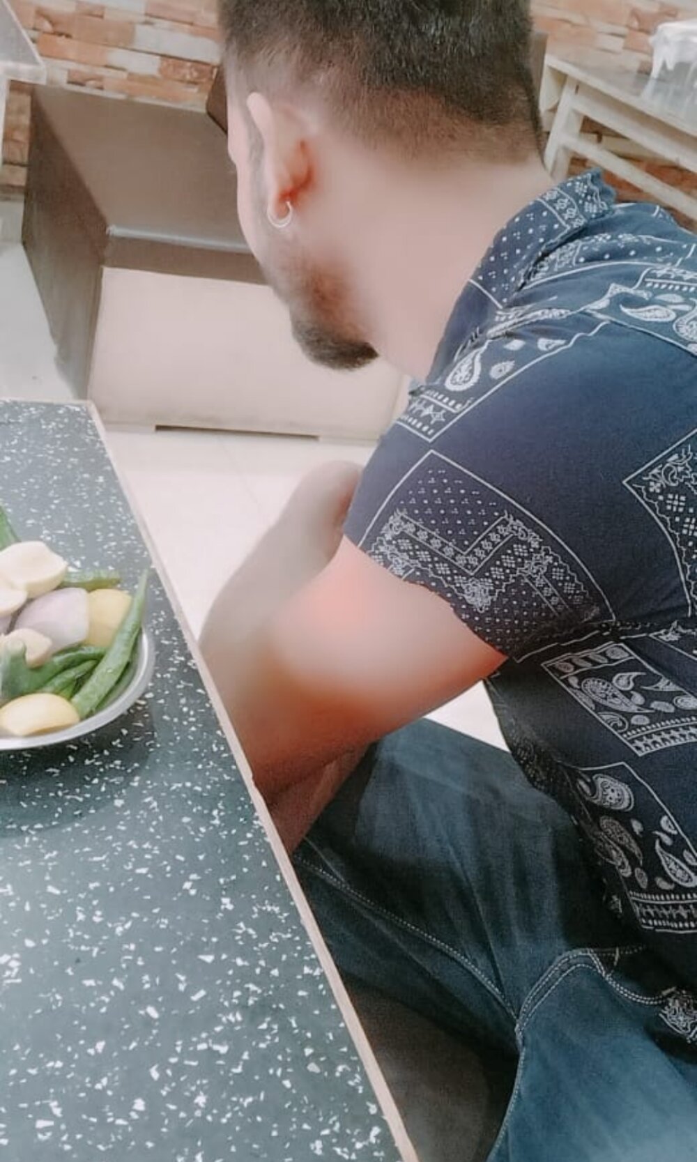 sriju-chauhan Chatroom