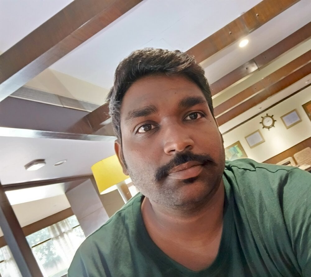 srikanth260 Chatroom