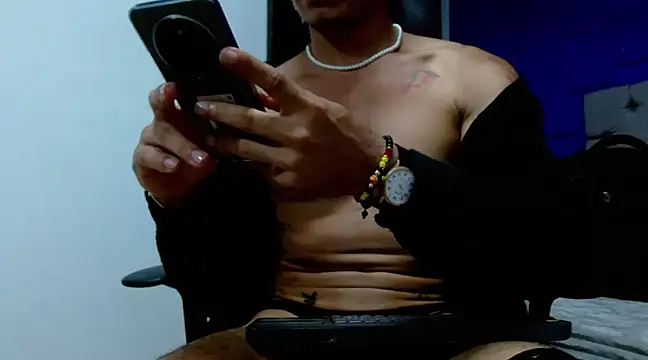 stick_black Chatroom