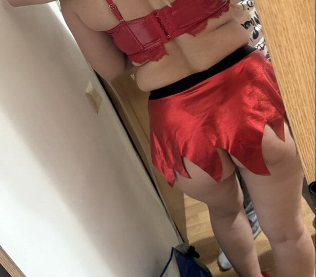 swallow_taboo Chatroom