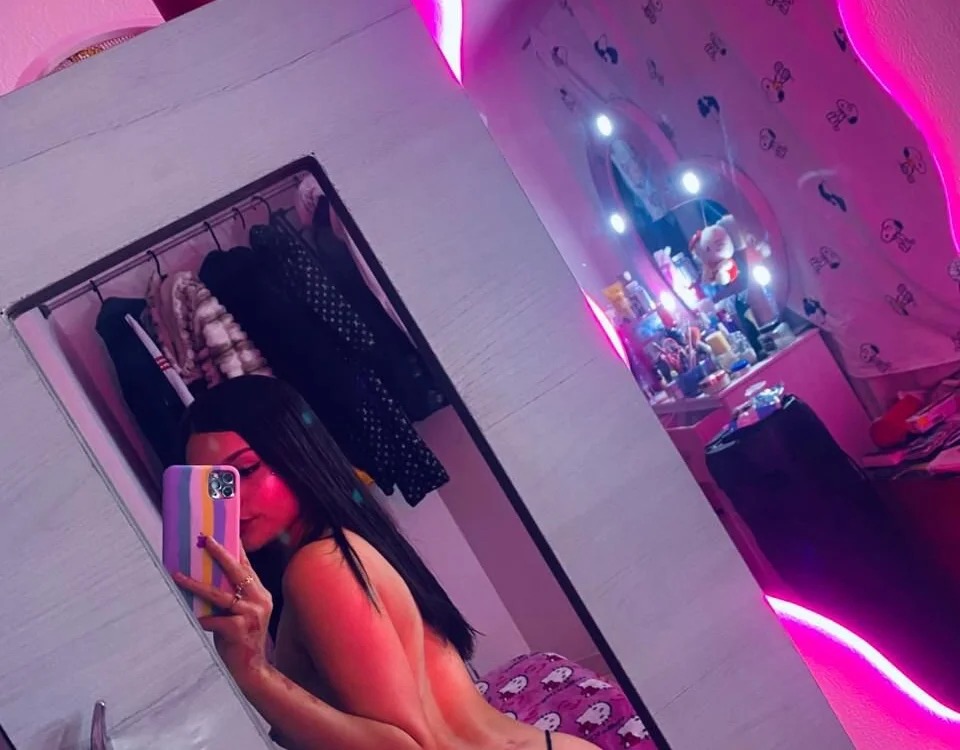 swee_tluna Chatroom