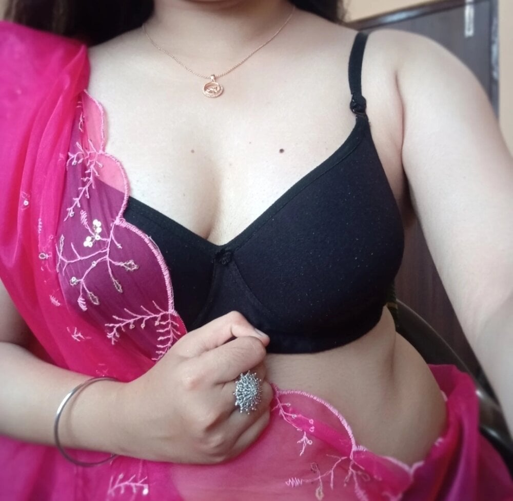 sweet_parul Chatroom