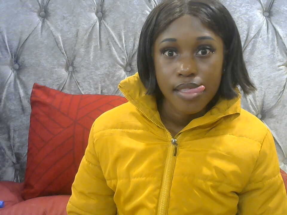 sweetcoco240 Chatroom