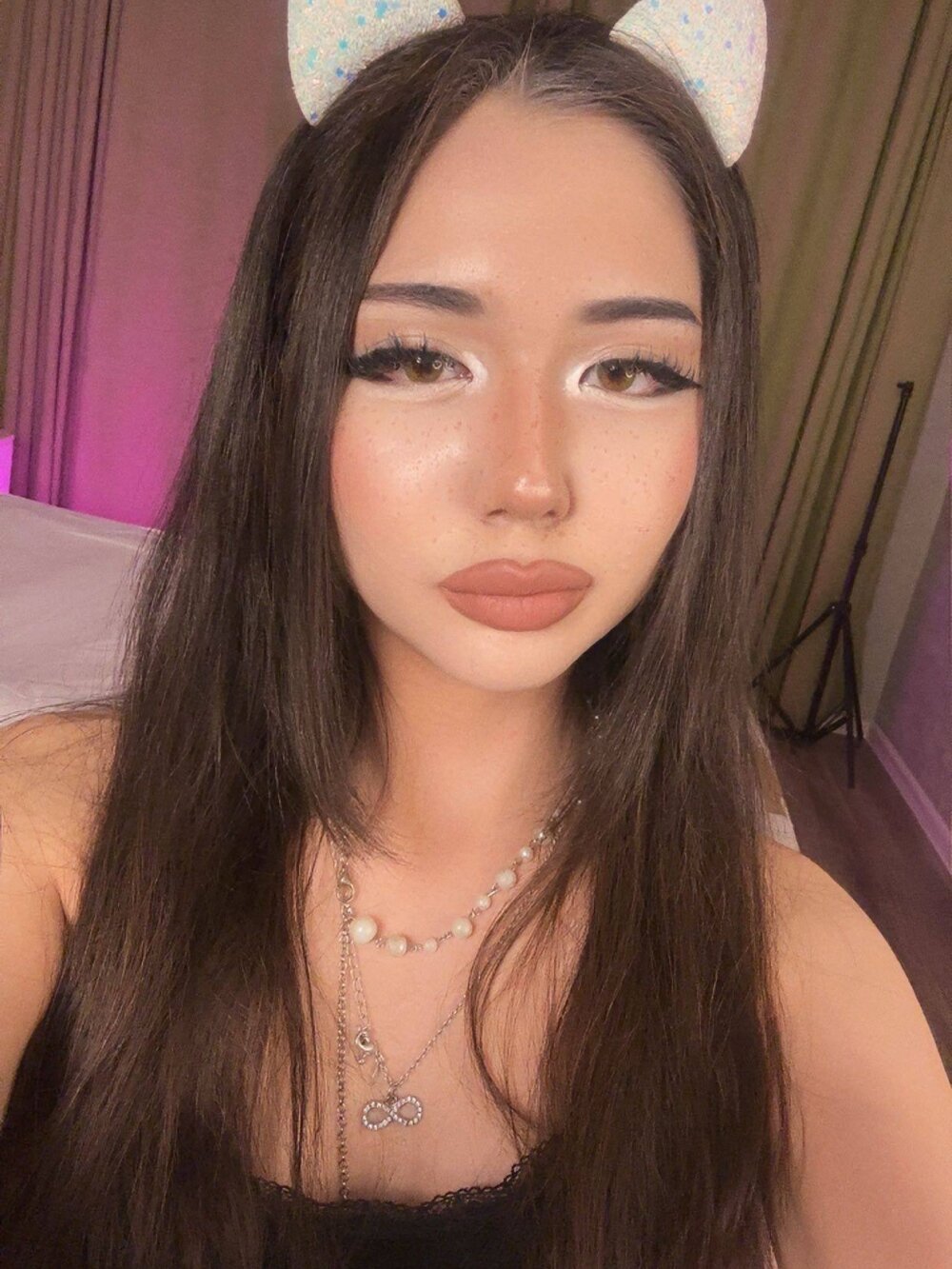 sweetmikasa Chatroom