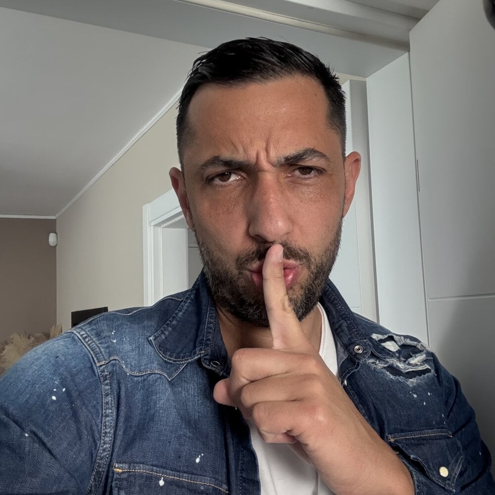 sweetoyboy777 Chatroom