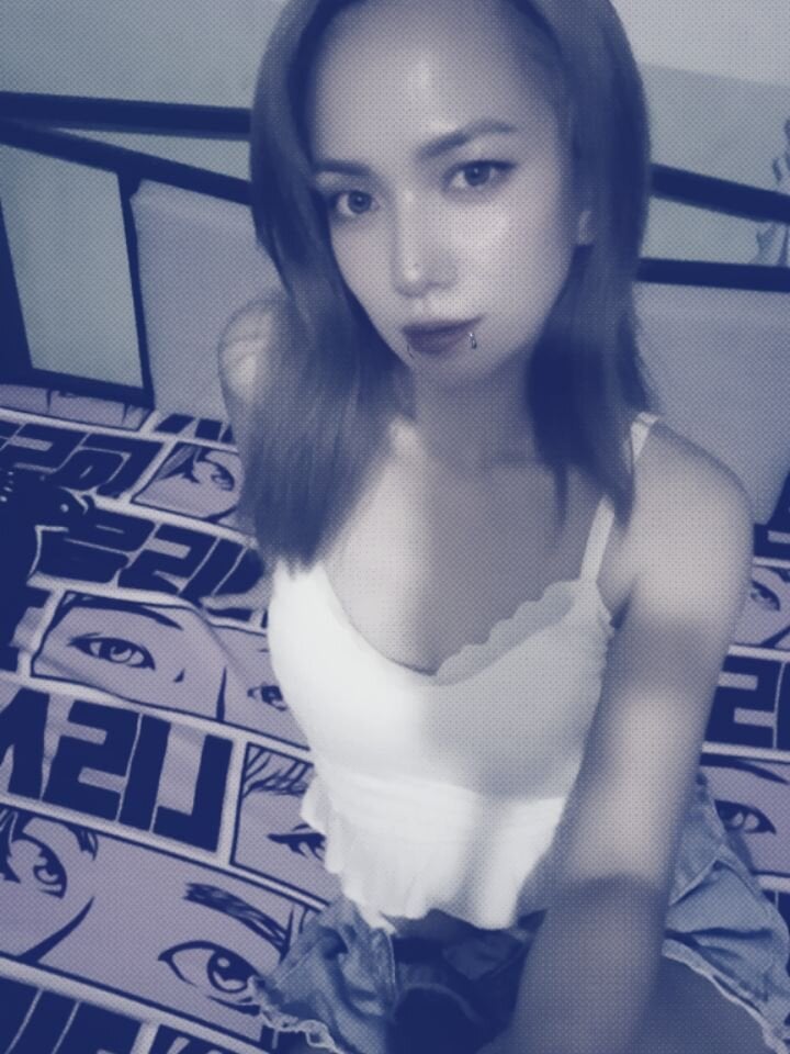 sweetpinay_kim Chatroom