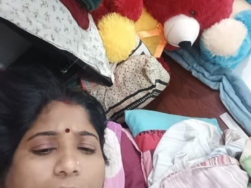 tamil-aunt's Live Webcam tamil-aunt
