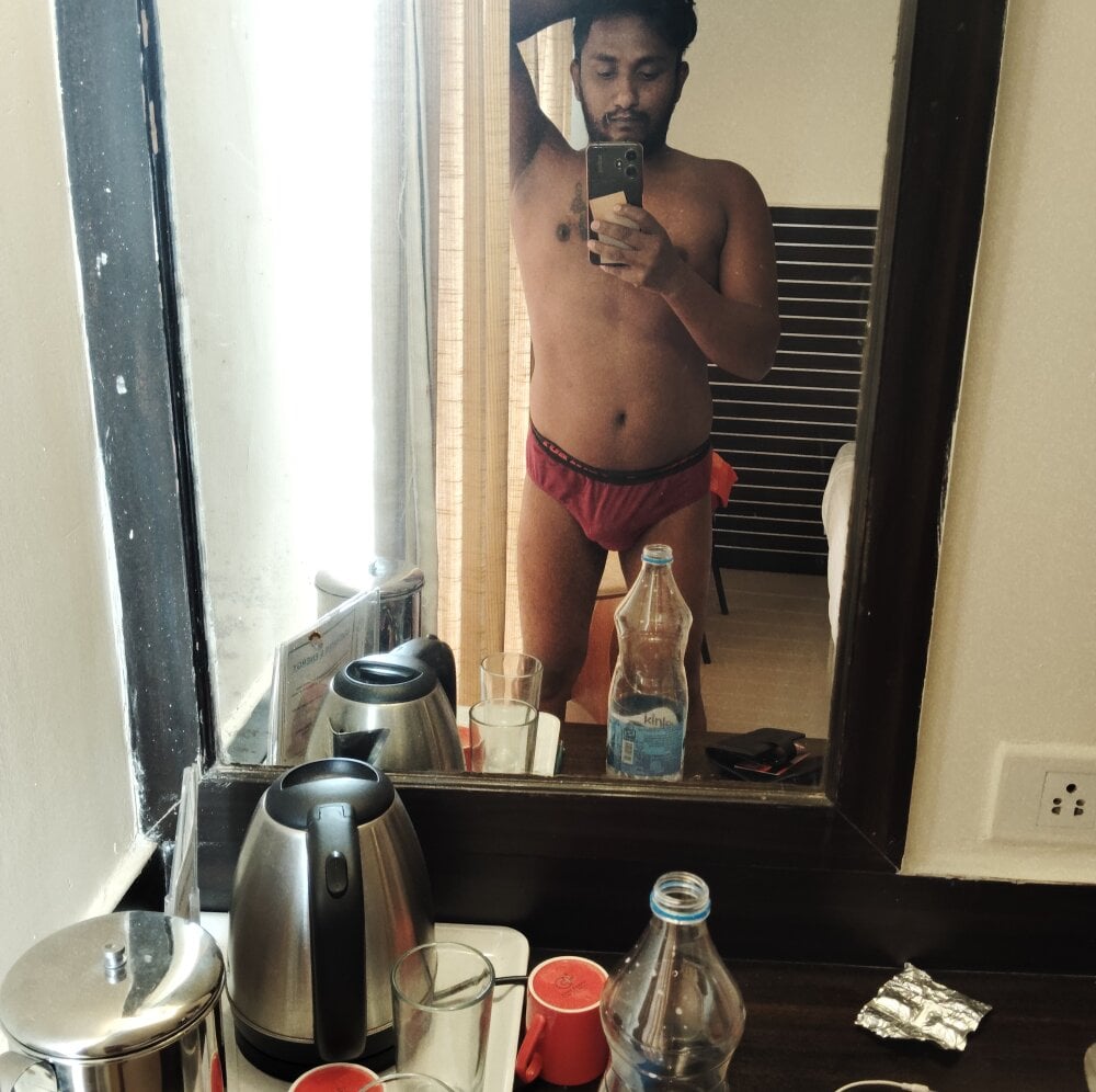 tamilgaybottoms Chatroom