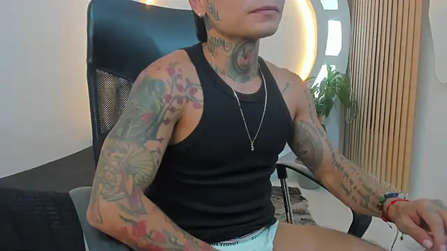 tattokoi Webcam Profile Picture tattokoi Chatroom