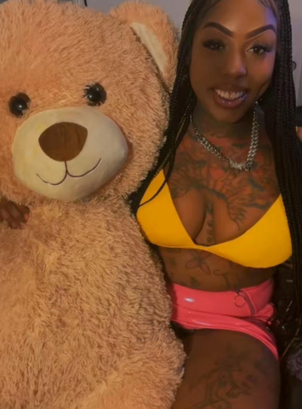 thagoodpussyhoe101 Chatroom