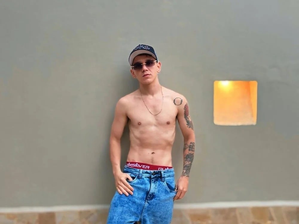 thecloudsboy_ff Chatroom