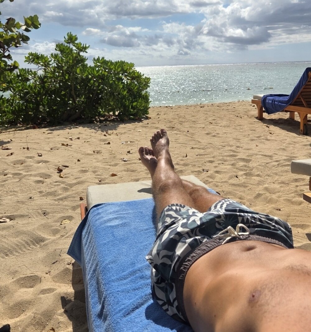 thenakedtraveler Chatroom