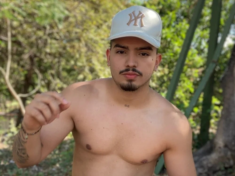thiago_brunet Chatroom
