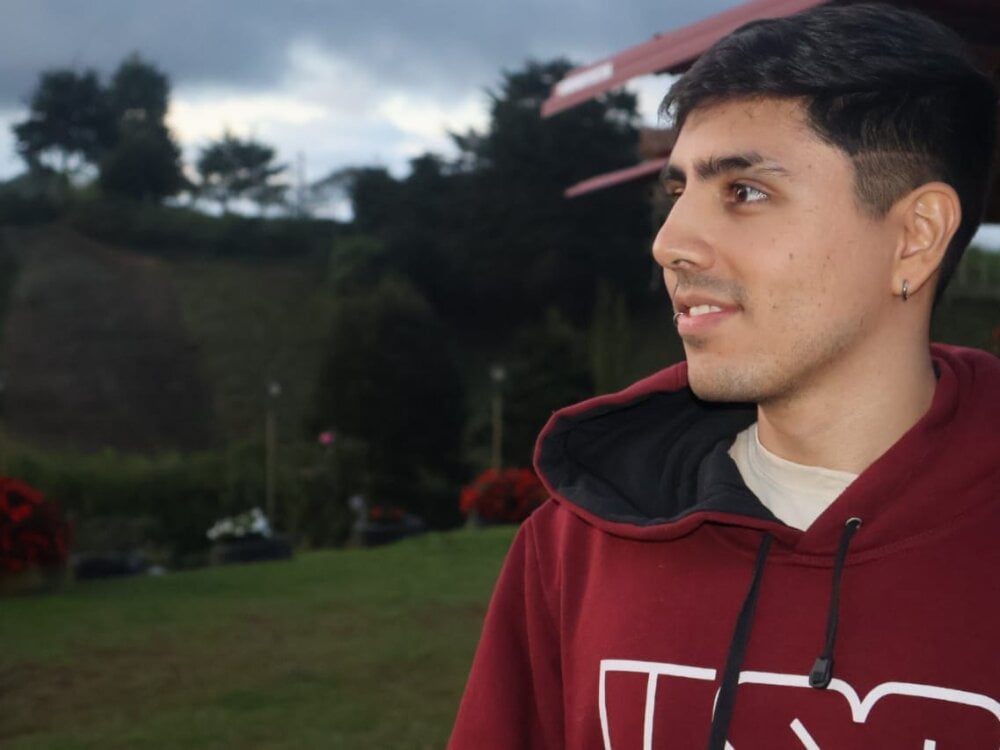 thiago_mg Chatroom