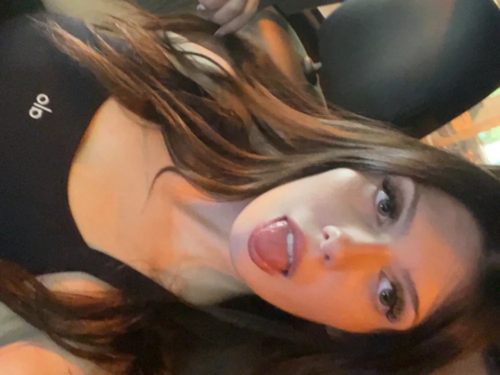 thickmami222 Chatroom