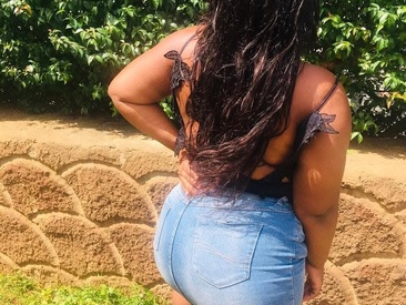 thicknjuicyx