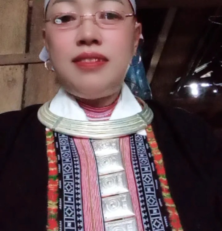 tina2004a Chatroom