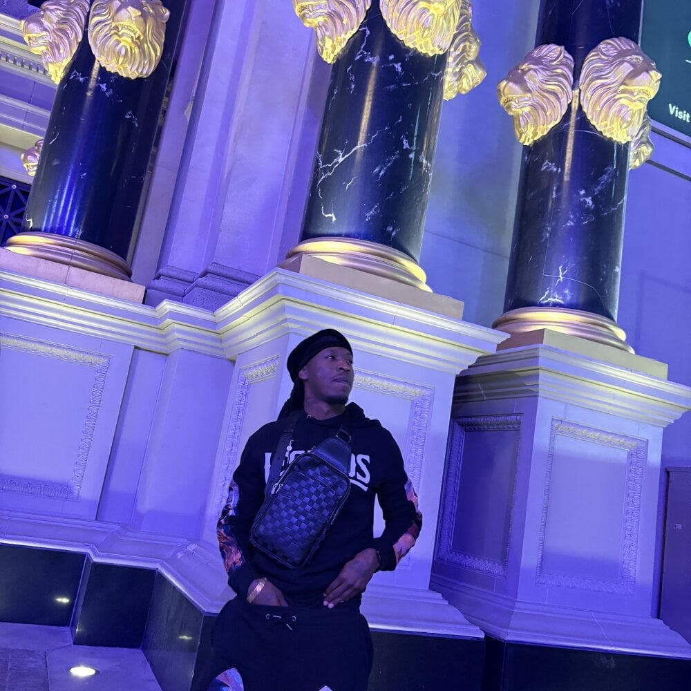 toxicdick23next-door Chatroom