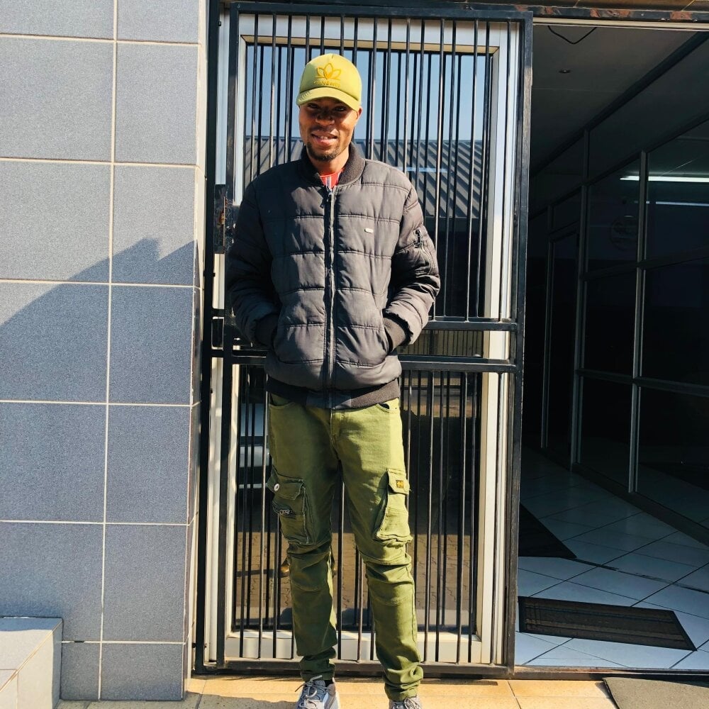 tumelo63 Chatroom