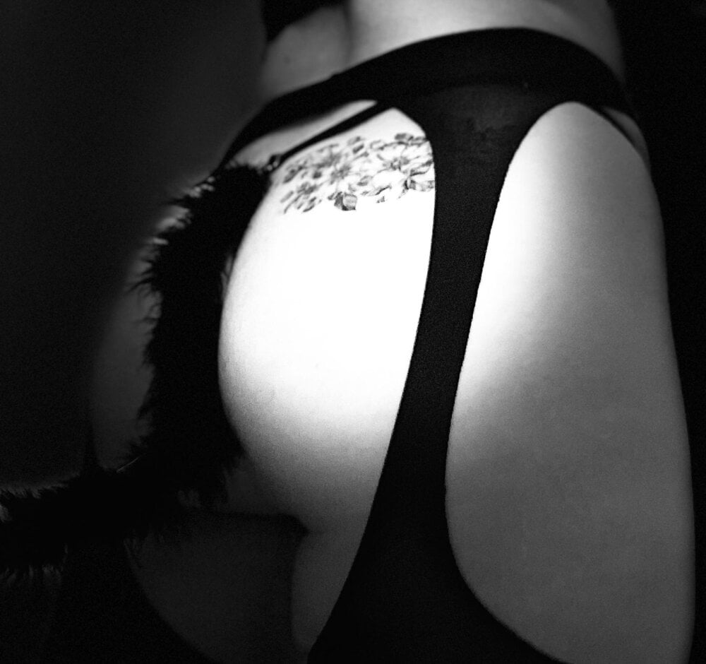 tweenswinger Chatroom