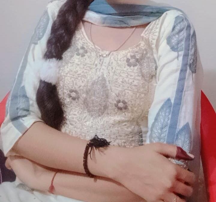 twinkel_rani Chatroom