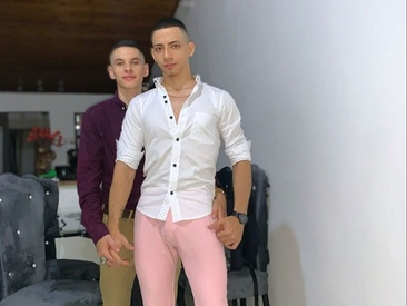 two-boys-hot69