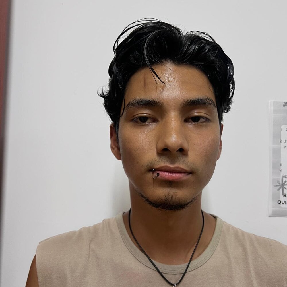 tyler_wolf1_ Chatroom