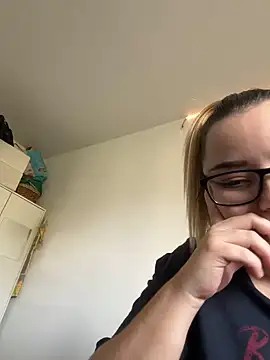 upperaustriangirl Chatroom
