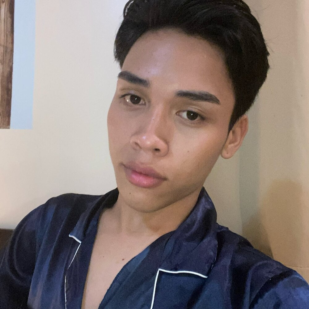 ur_boyjohn_mar Chatroom