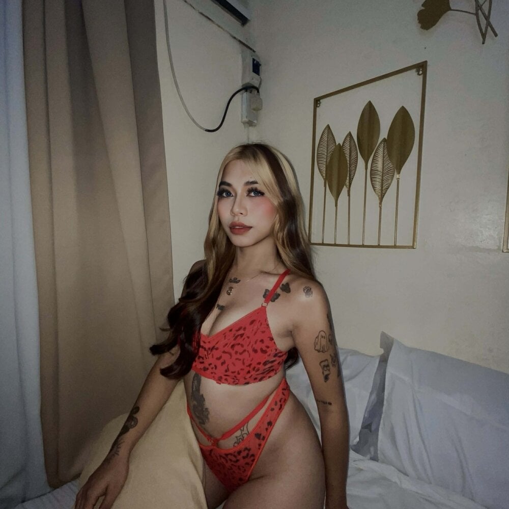 urmajesticolivia Chatroom