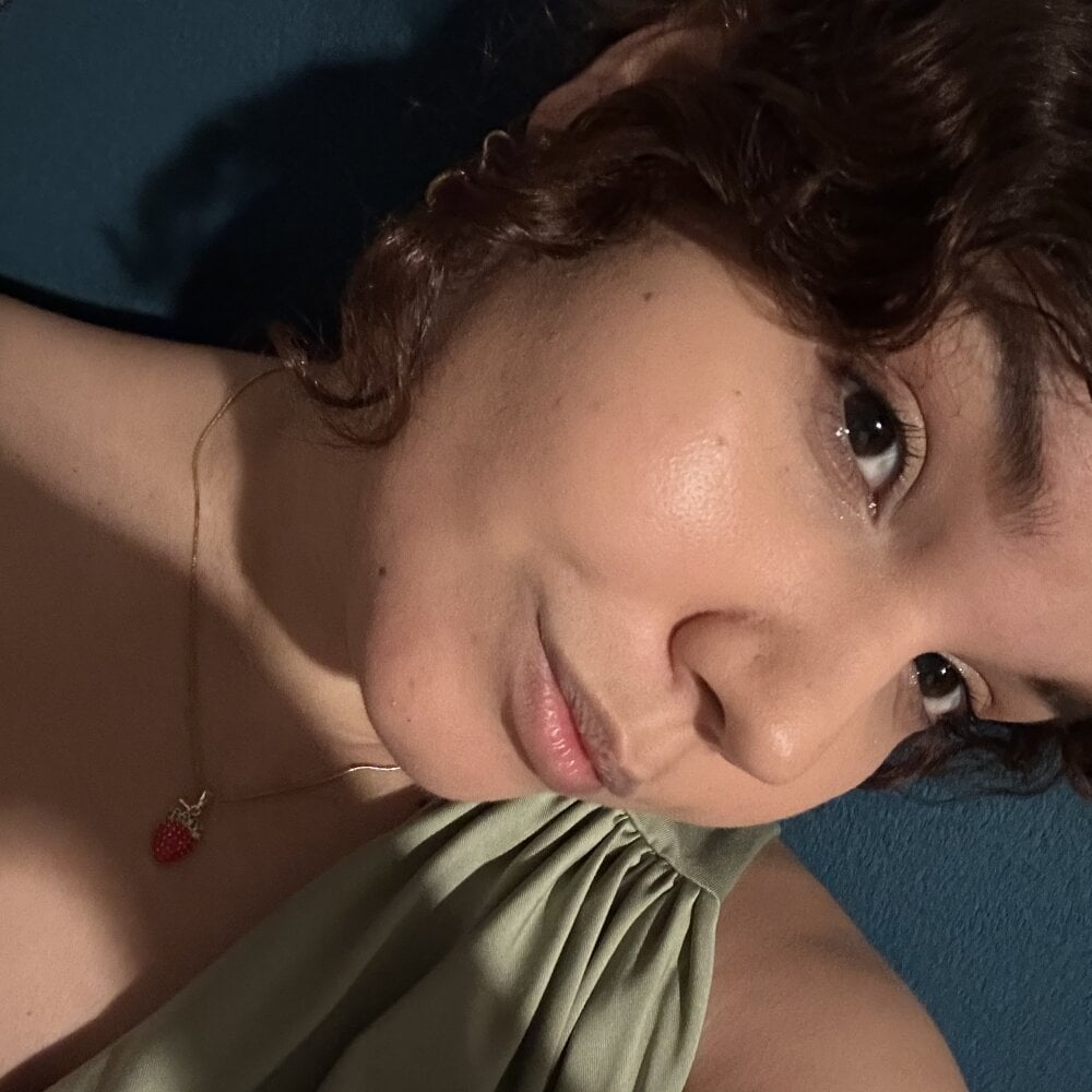 valen_smile_ Chatroom