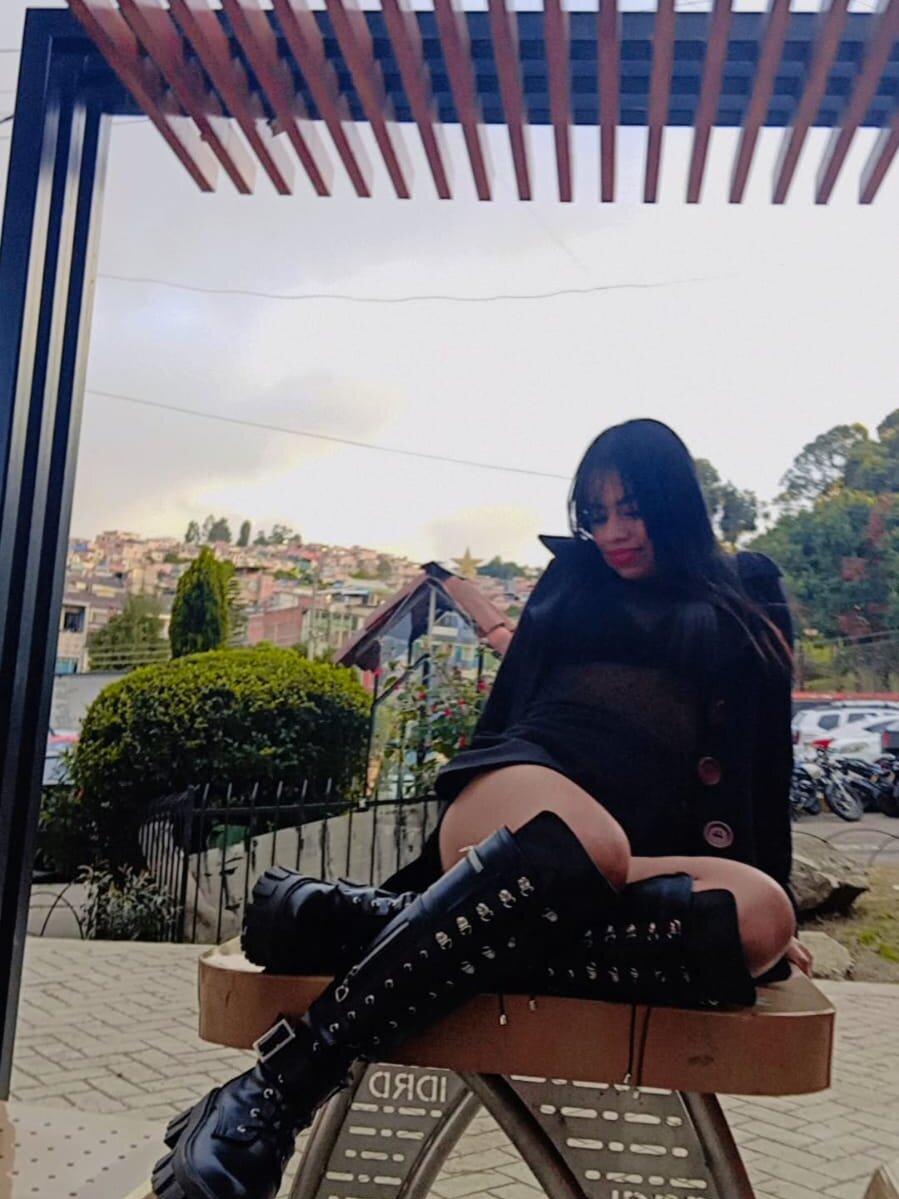 valentinaa_rios Chatroom